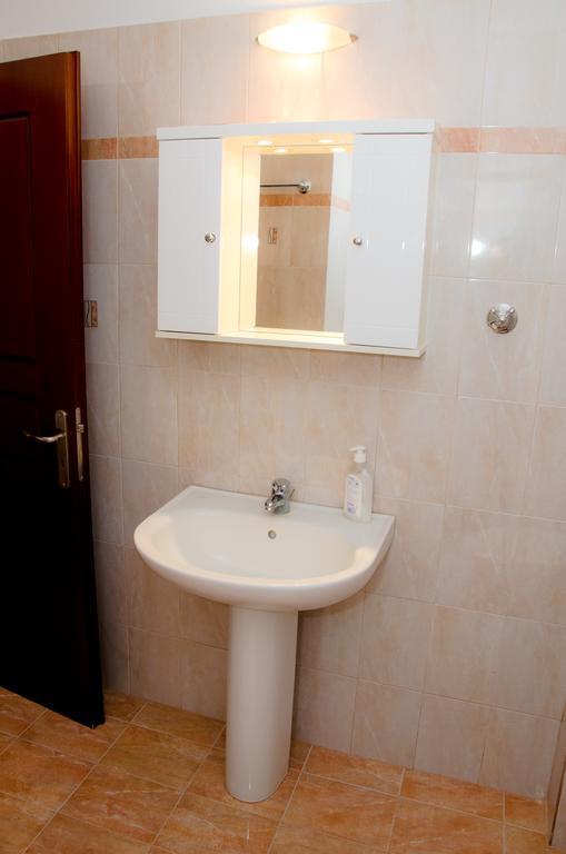 Nefeli Apartament Levídhion